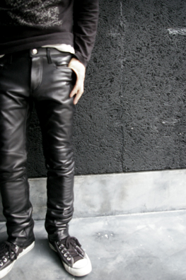 ROARS COW LEATHER PANTS